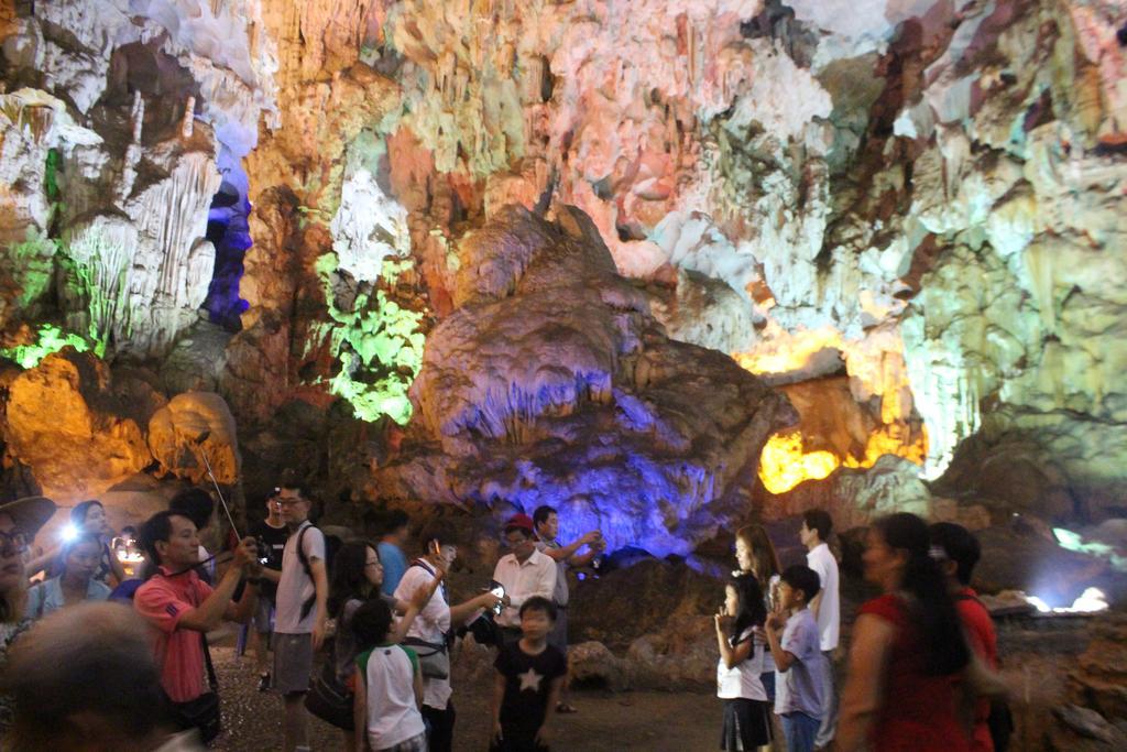 Thuy Duong Ha Long Hotel Bagian luar foto