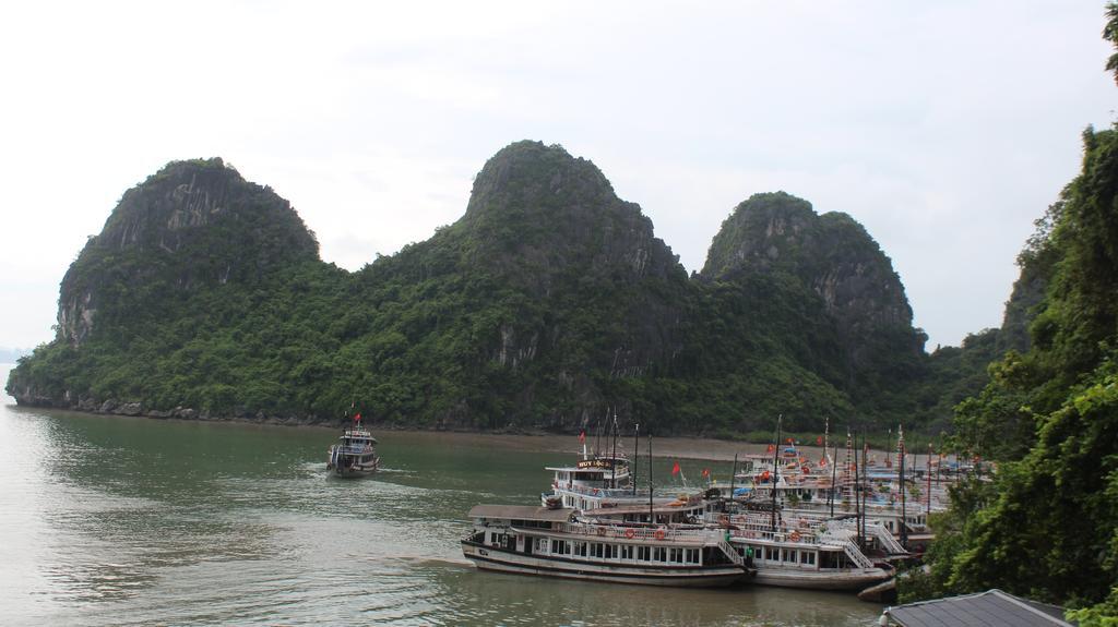 Thuy Duong Ha Long Hotel Bagian luar foto
